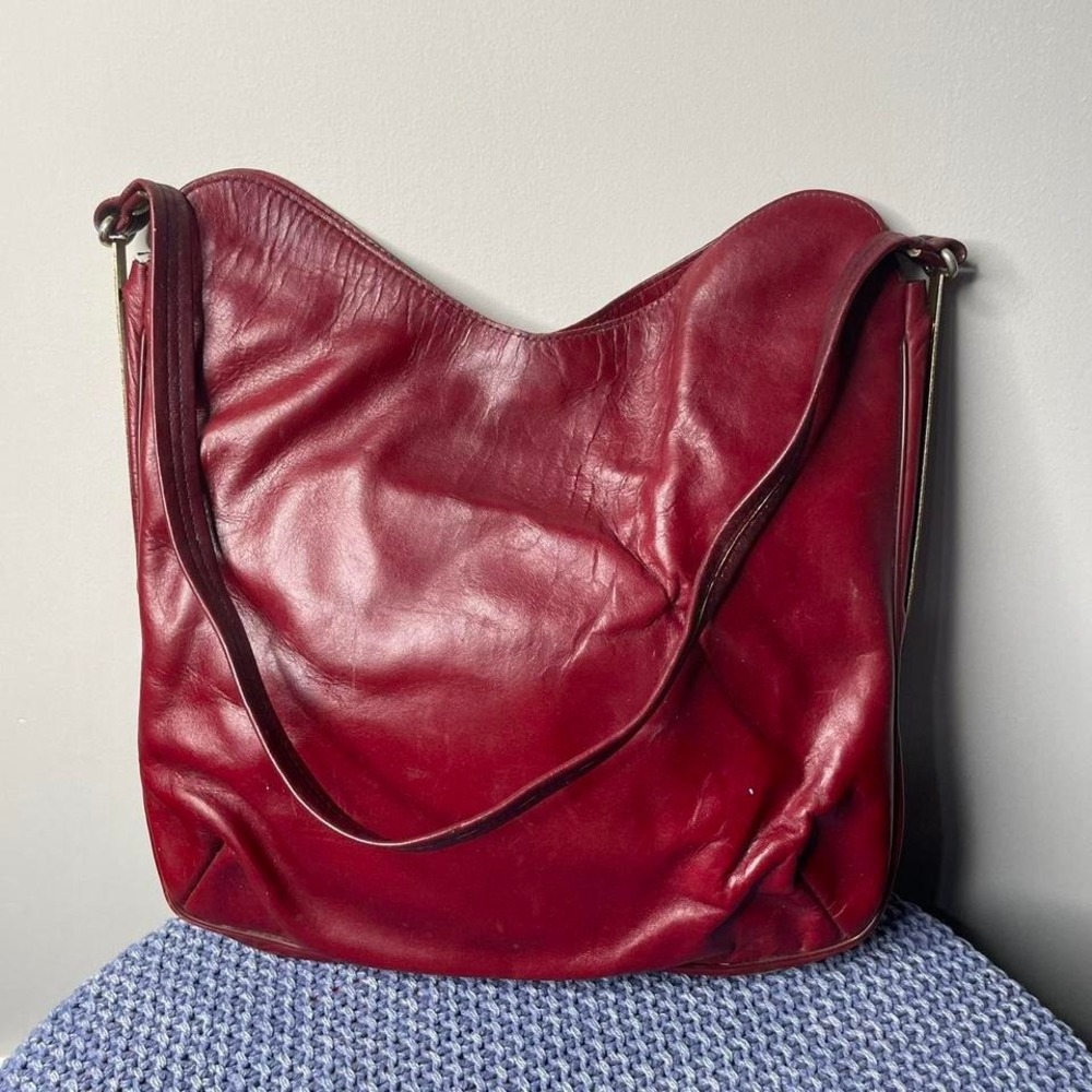 Vintage Letisse red leather shoulder bag with gold hardware